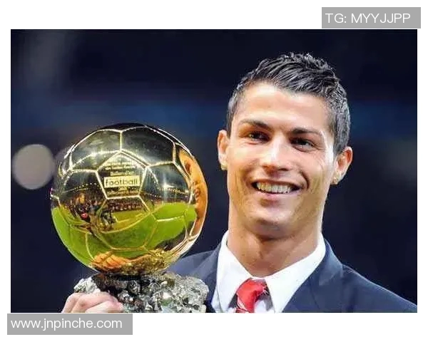 足球明星的光环下他们所获得的财富与社会影响力分析